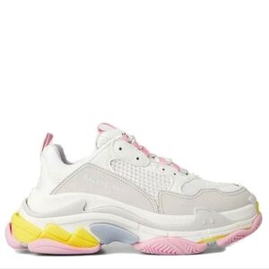 (SOLD) NWT BALENCIAGA TRIPLE 3 SNEAKERS